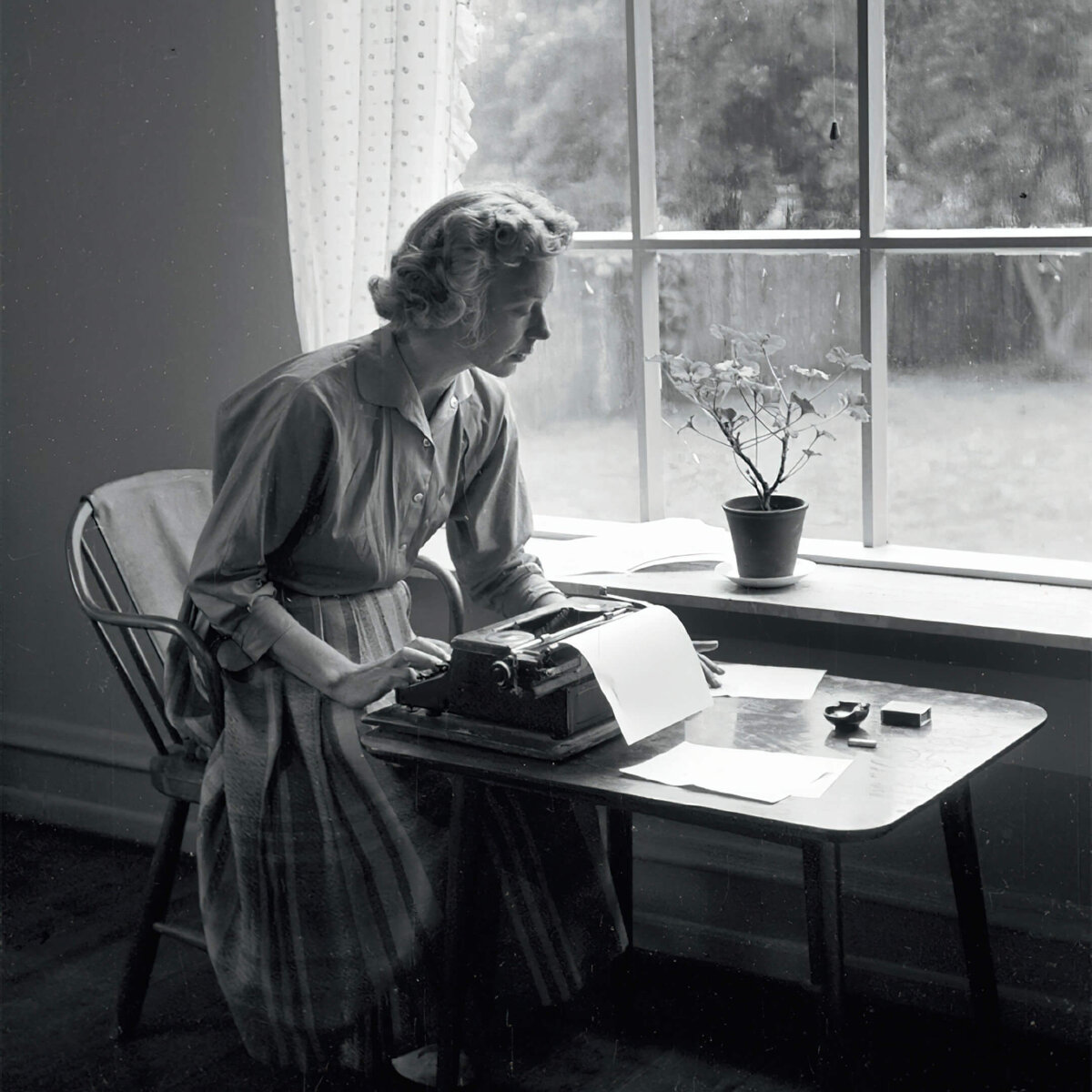 Тове Дитлевсен. Фото: A.E. Andersen, Scanpix