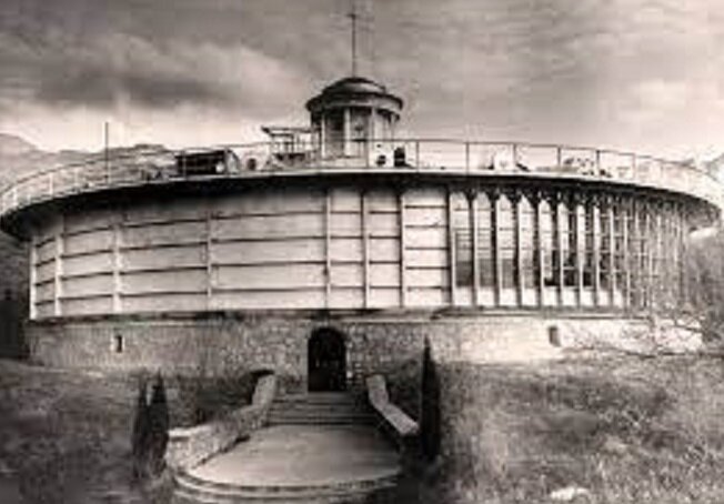 Штормовой бассейн в Лименах, Крым