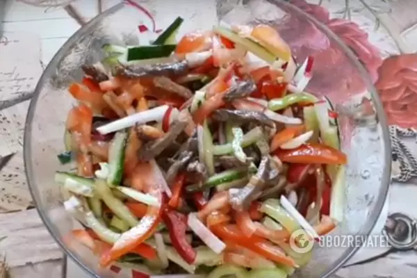 Вкусный салат готов