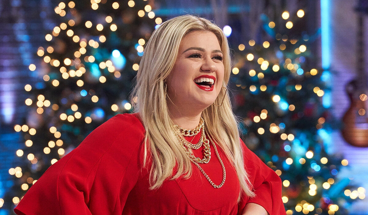 Christmas comes. Kelly Clarkson Christmas. Kelly Clarkson Christmas album. Kelly Clarkson - when Christmas comes around 2021. Is there a Kelly Clarkson Christmas Special in 2022?.