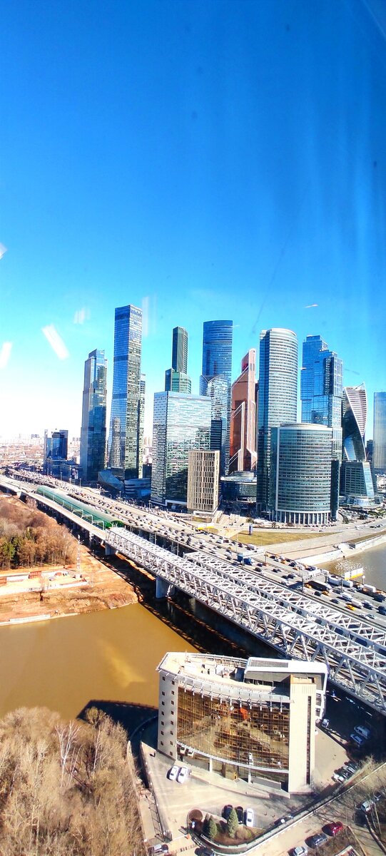 Вид из нашей кухонной зоны