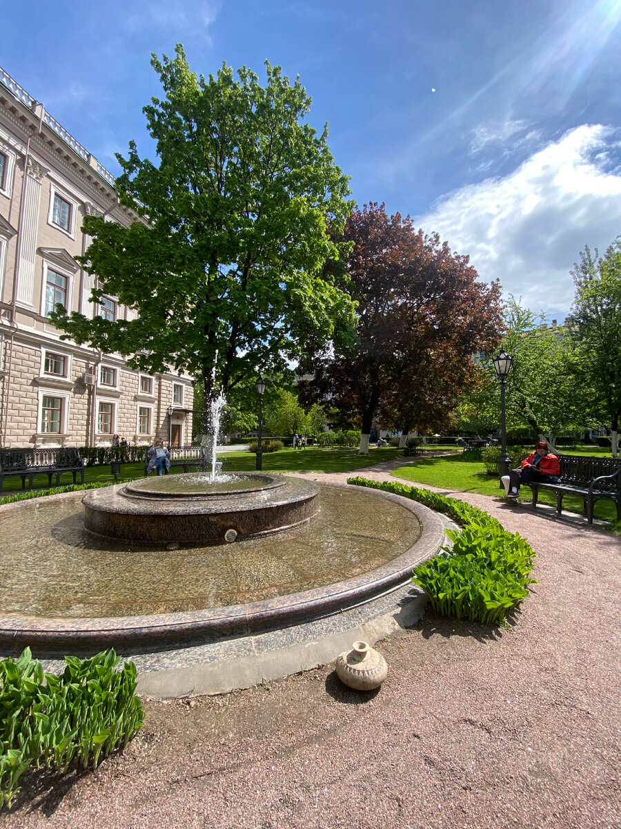 Сад Мариинского дворца 