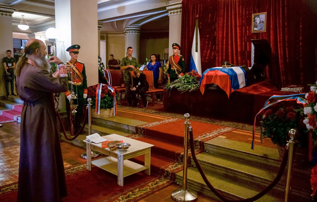    Церемония прощания с Ольгой Качурой  Денис Григорюк/ТАСС