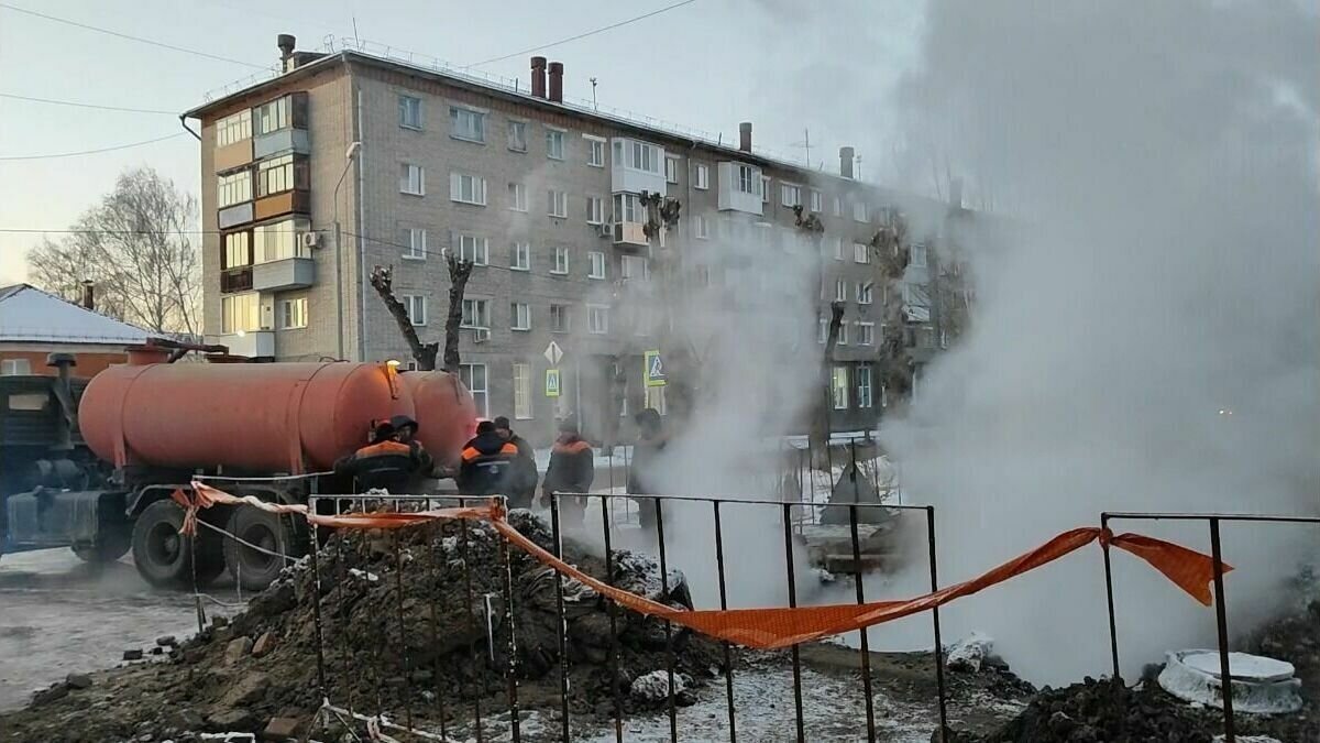     Девочка остается под наблюдением медиков, ее состояние стабилизировалось.