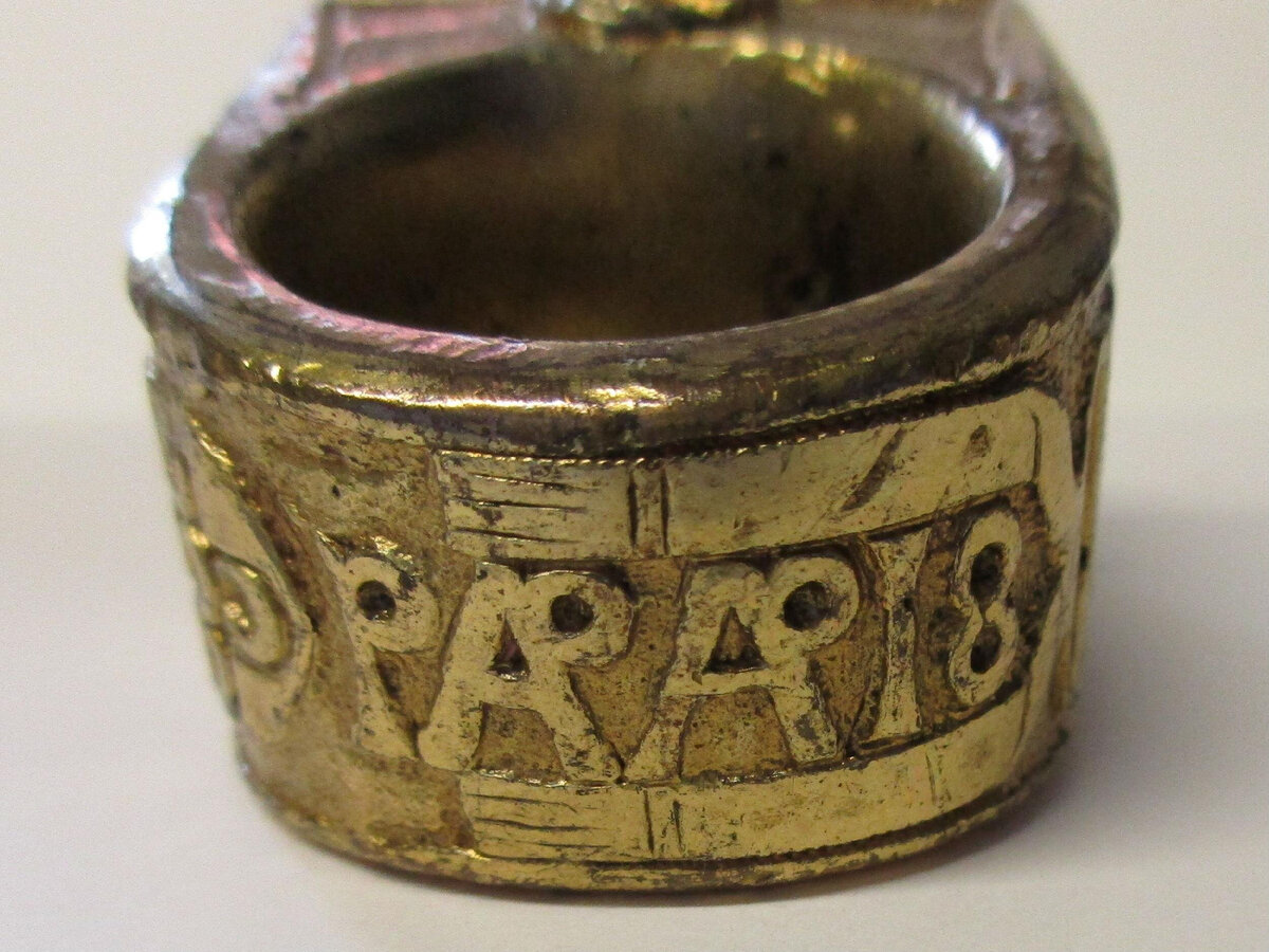 Папское кольцо. Середина 15 века. Италия. Сегодня хранится в Музее Виктории и Альберта, Лондон