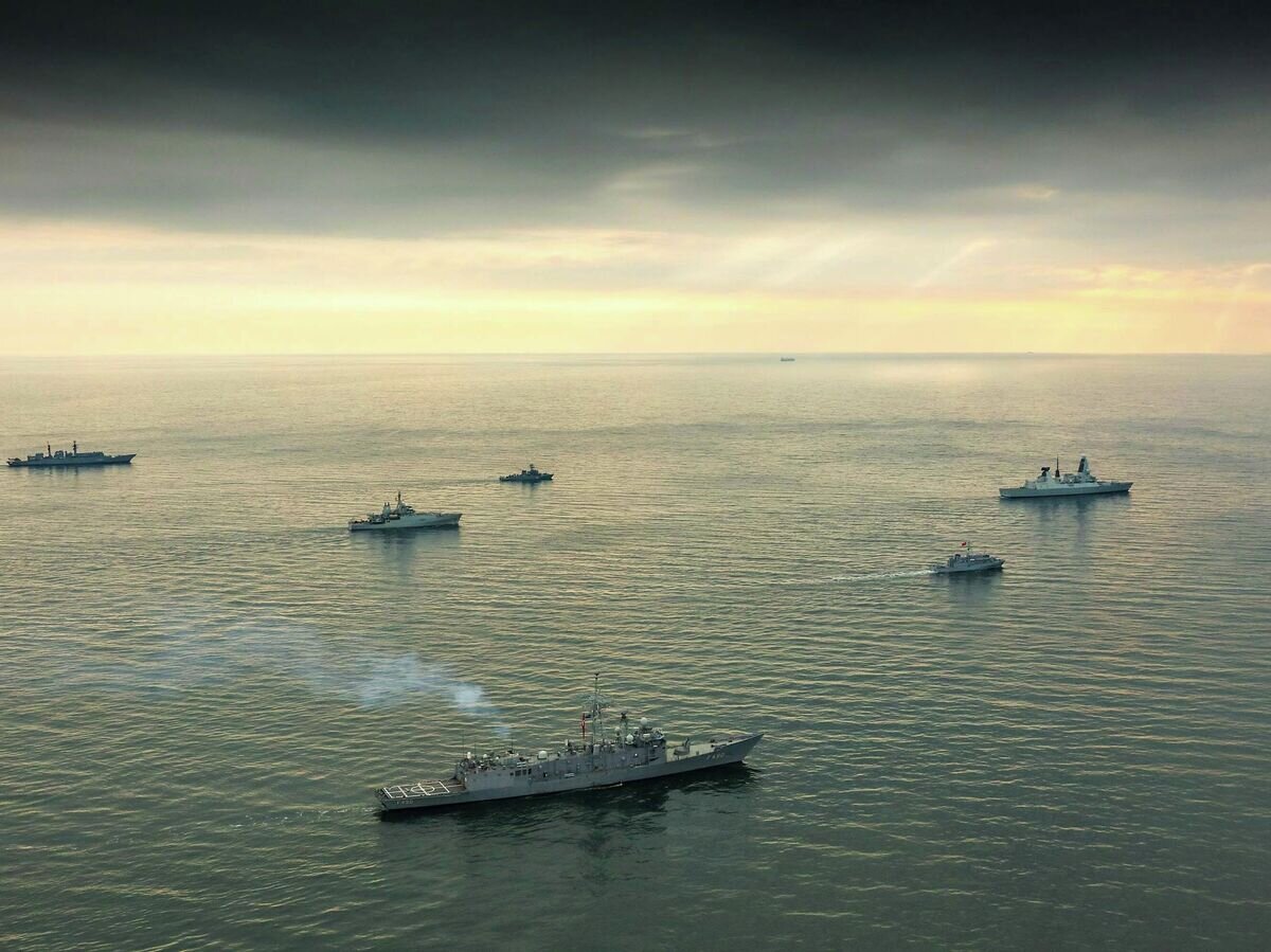 Корабли НАТО в Черном море© Фото : NATO / Paul Hall