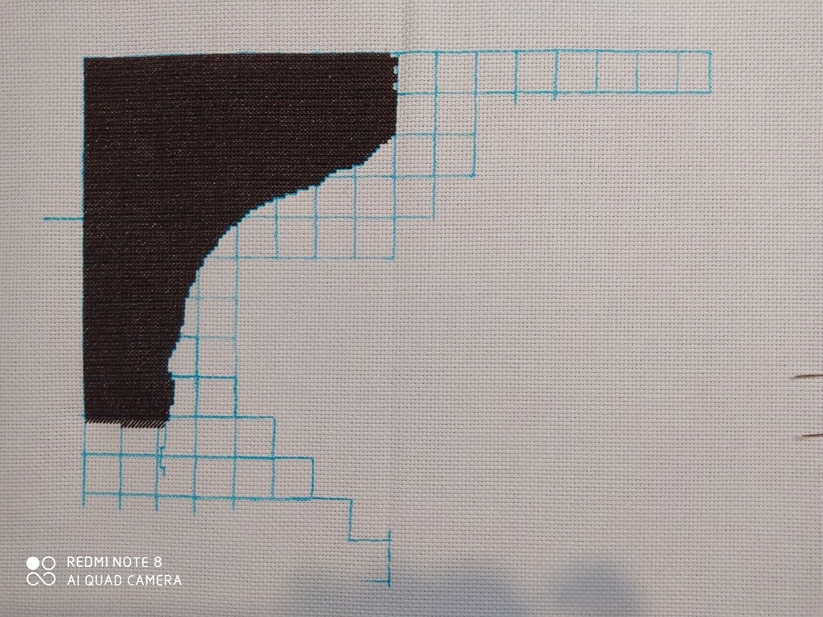 Светлана вышивает "Девушку с жемчужной серёжкой" по картине Вермейра. набор от Золотого Руна