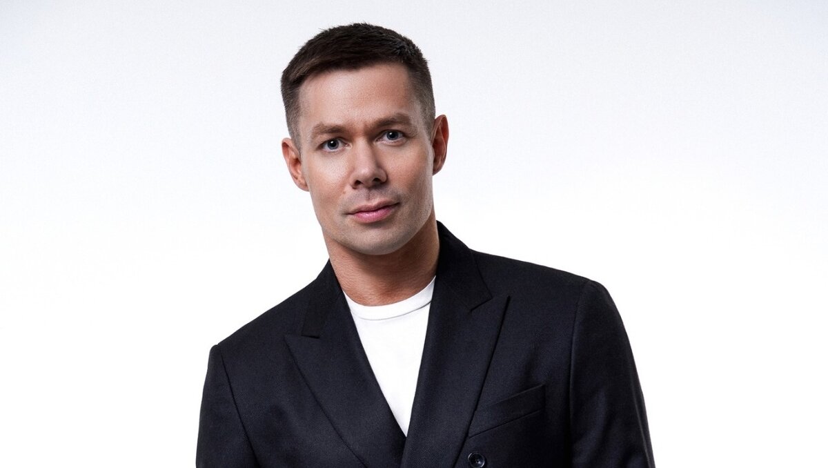     В Нижнем Новгороде выставили на продажу смазанное фото Стаса Пьехи. За него владелец планирует получить 10 млн рублей. Информация об этом размещена на одном из популярных сайтов для бесплатных объявлений.