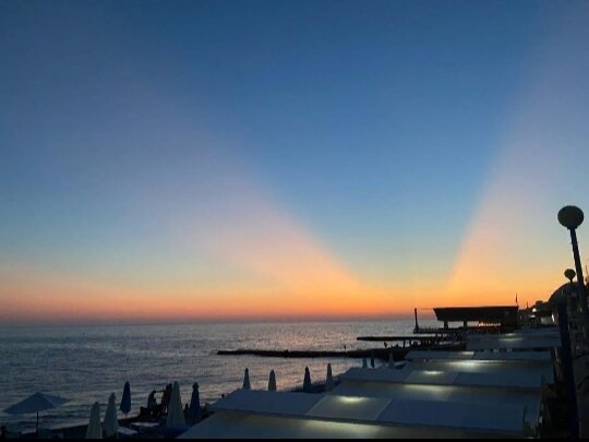 Сочи. Первый закат осени. Фото подписчика.