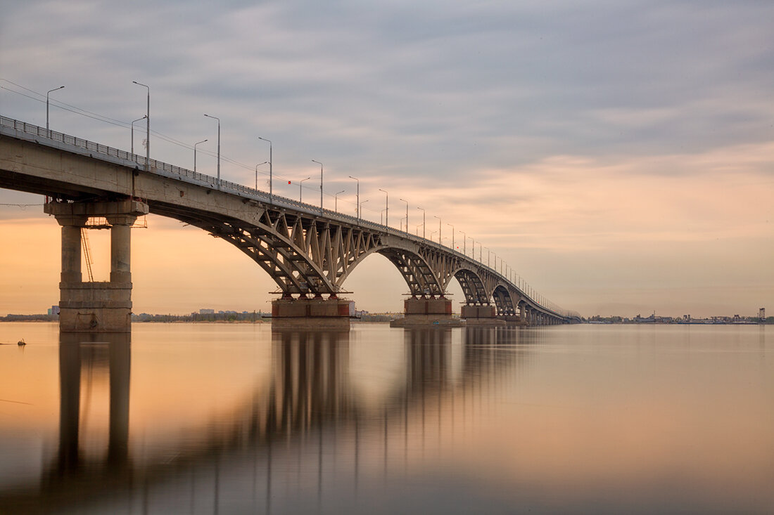 мост в саратове через волгу