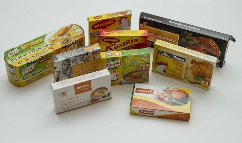 Бульонные кубики разных производителей.
