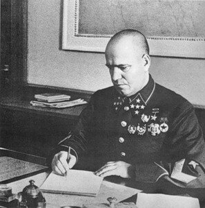 Генерал армии Жуков, командующий Киевским особым военным округом. 1940.