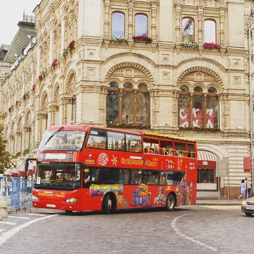 Двухэтажные туристические автобусы City Sightseeing Russia