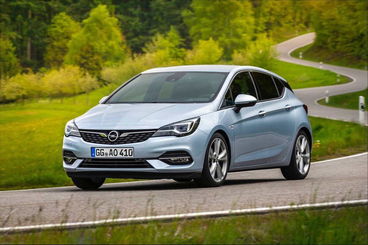 Новый Opel Astra 2020! Продажи на рынке России! Новые комплектации и цены!  Новый стиль и дизайн! | АвтоМастер 