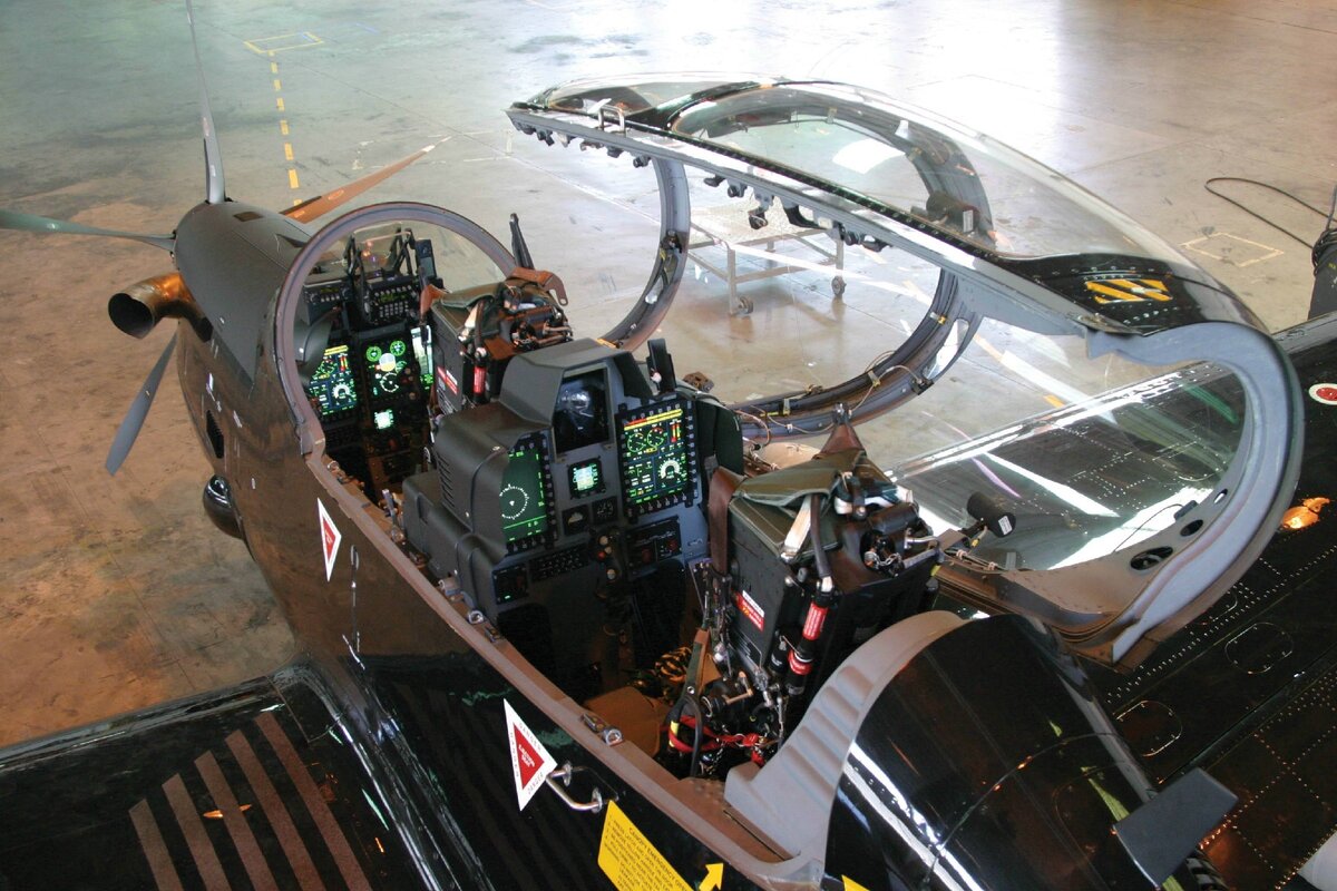 Кабина Super Tucano