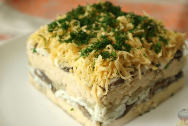 Слоеный салат "Нежность"