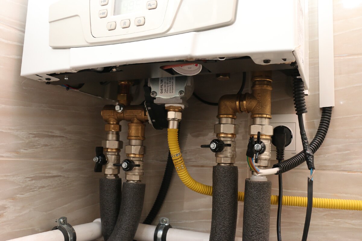 Baxi одноконтурный котел настенный подключение Обзор простой, компактной, но мощной котельной частного дома Технотерм Дзен
