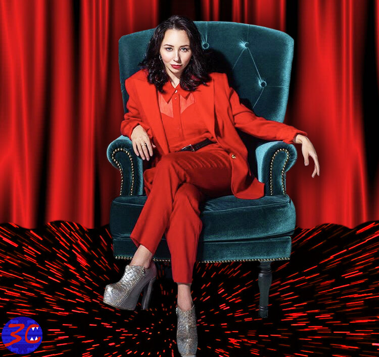 Елизавета Туктамышева в Зубастом свитере, источник - https://www.instagram.com/liza_tuktik/,  https://www.instagram.com/p/B7Qy4COomE1/
