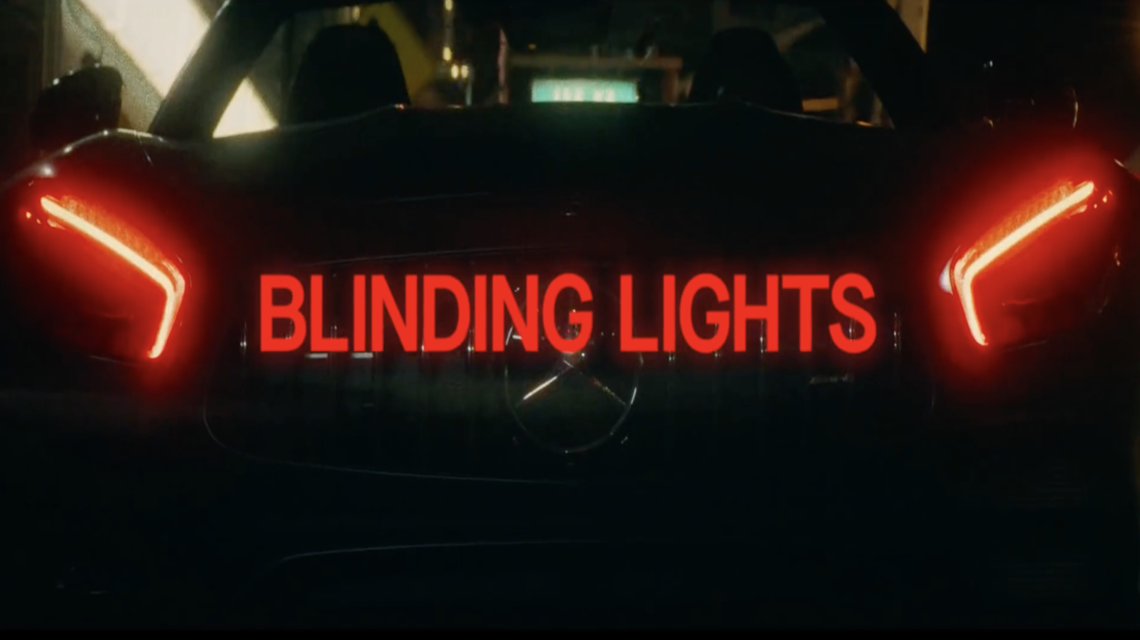 Уикенд Blinding Lights. Blinding Lights машина. The Weeknd Blinding Lights машина. Машина из клипа the Weeknd Blinding Lights.