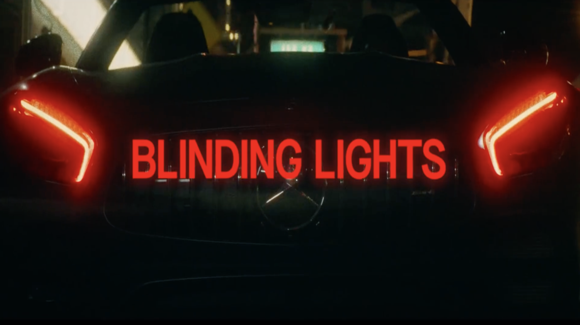 The weeknd blinding lights. Машина из Blinding Lights. Уикенд Blinding Lights. The Weeknd Blinding Lights машина. Мерседес из клипа Blinding Lights.