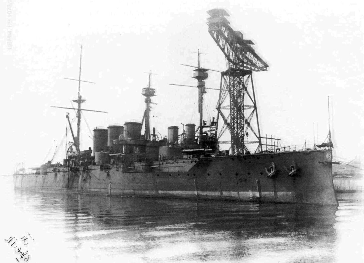 крейсер рюрик русско-японской войны. рюрик во флоте 4. рюрик во флоте 4. крейсер рюрик 1904. броненосный крейсер рюрик 1906.