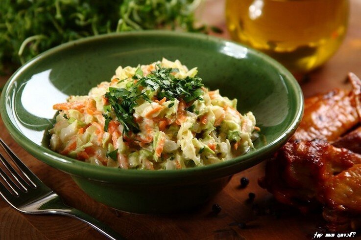 Салат с капустой