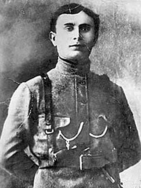 Петр Исаев