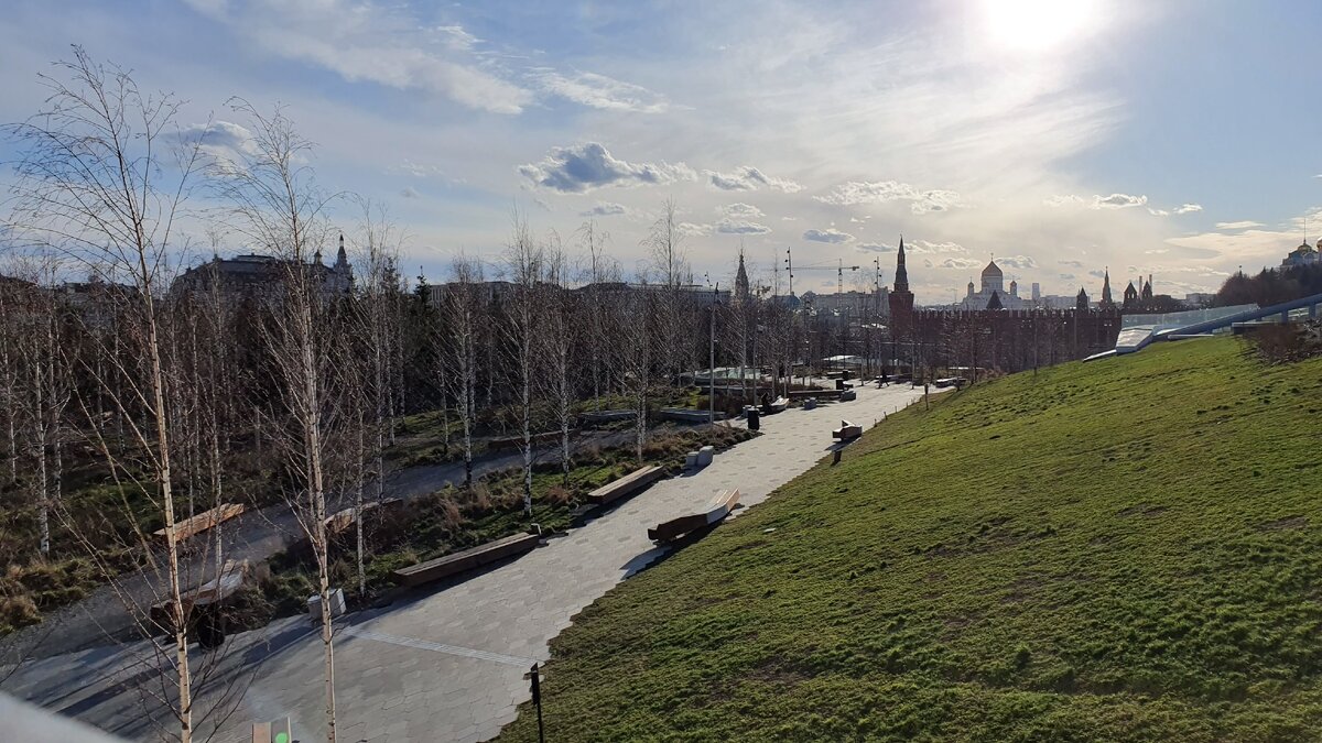 Зарядье во время карантина