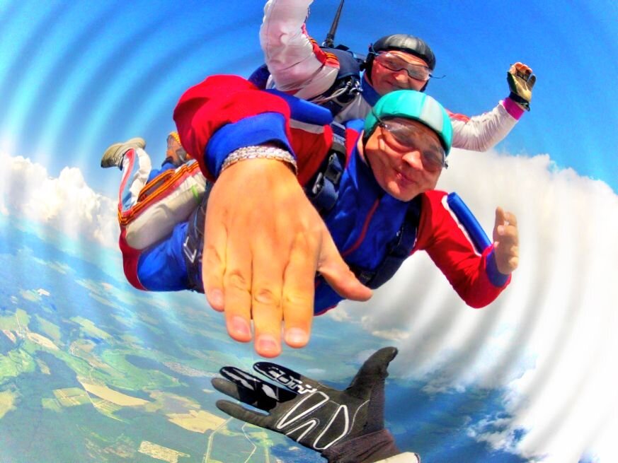 Рукопожатие на Небесах