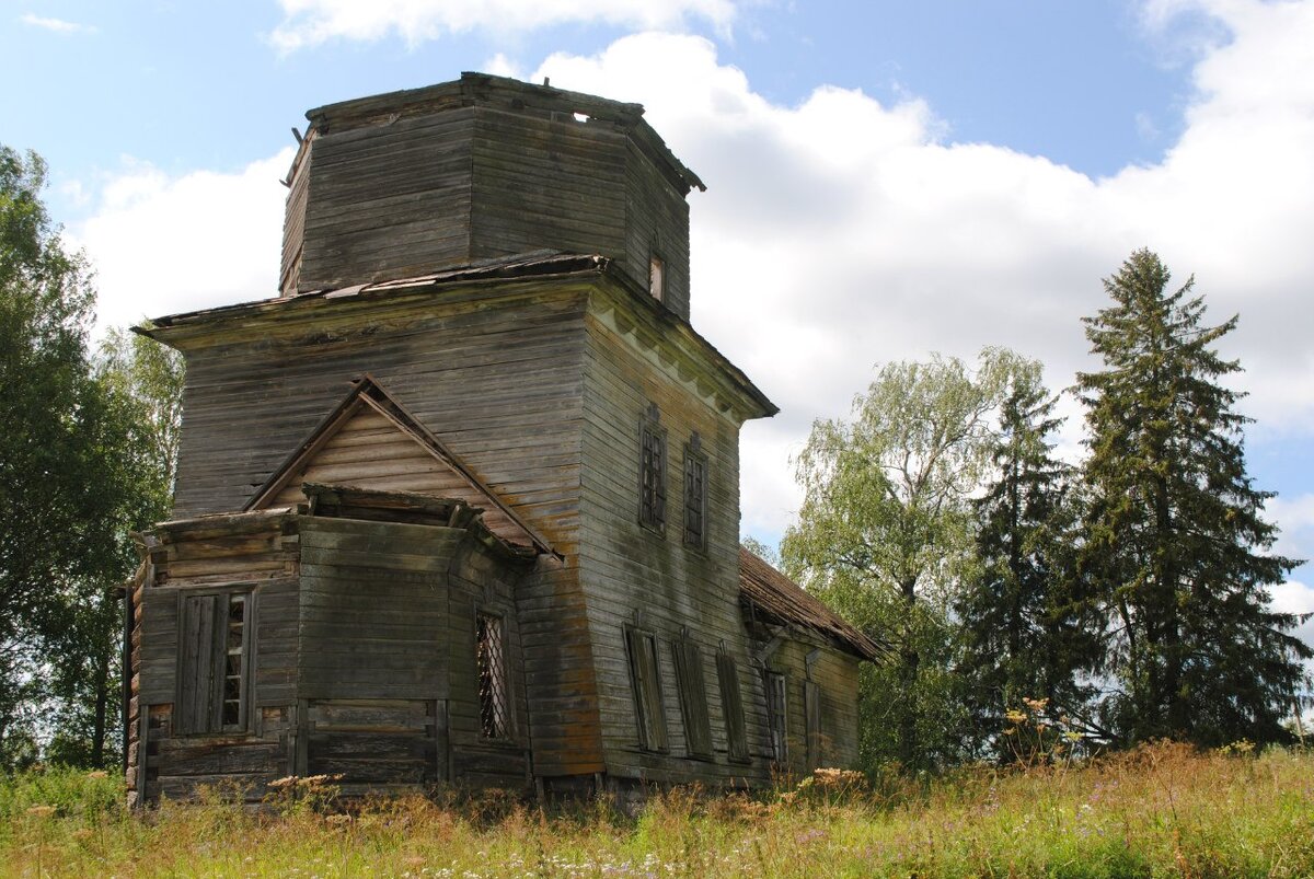 Заброшенный храм