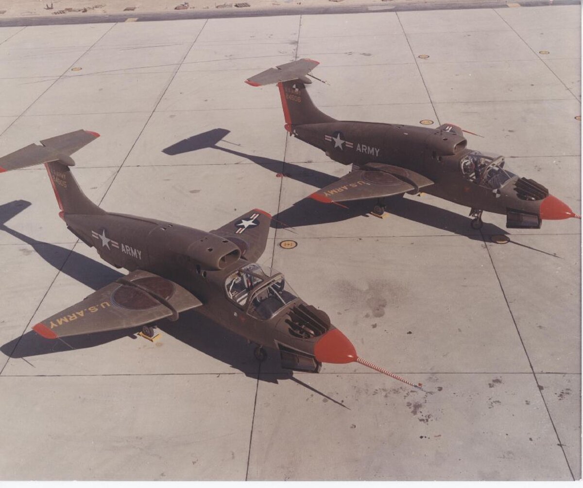 Пара Ryan XV-5 Vertifan на аэродроме. Фото: USAF