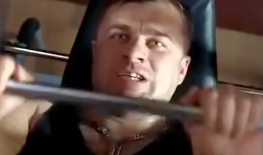 Кадр из фильма "Реальный папа" 2007г.