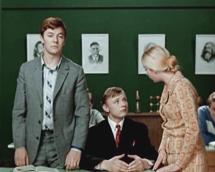 Один из самых любимых советских школьных фильмов "Большая перемена" был снят режиссером Алексеем Кореневым в 1972 году на киностудии "Мосфильм".