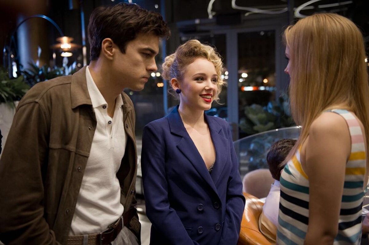 Константин Белошапка (Володя) и Анастасия Талызина (Таня) / источник фото: Инстаграм @studio.cosmos