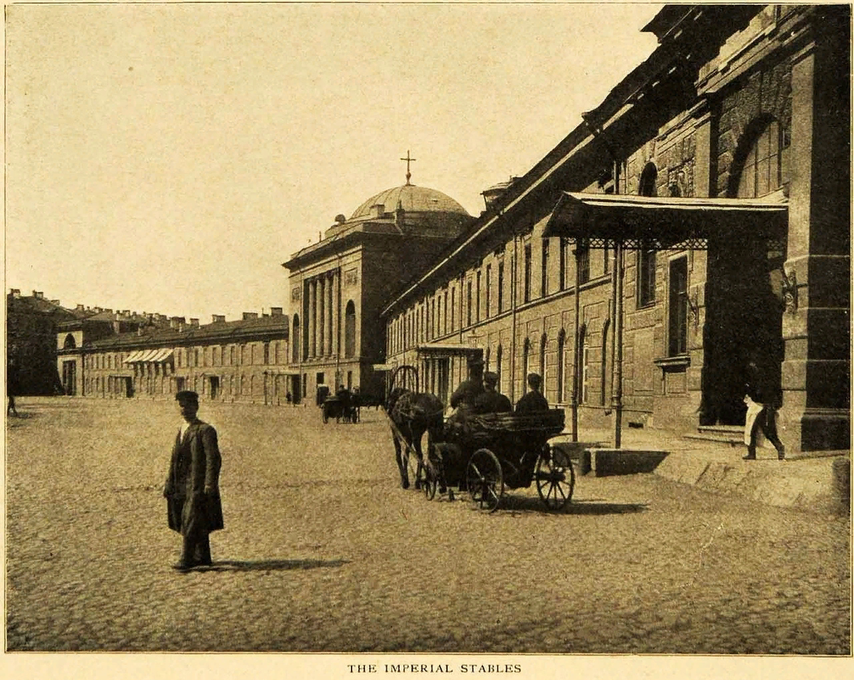 Конюшенная площадь санкт петербург
