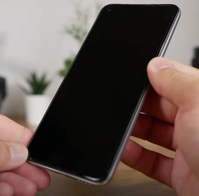 лицевая часть Realme 6s