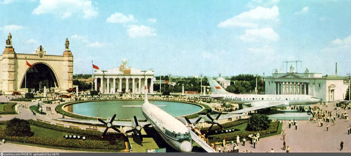 Вднх в июне. Комплекс ВДНХ СССР. ВСХВ ВДНХ ВВЦ. 1959 - Открытие в Москве ВДНХ.. Всесоюзная сельскохозяйственная выставка ВСХВ