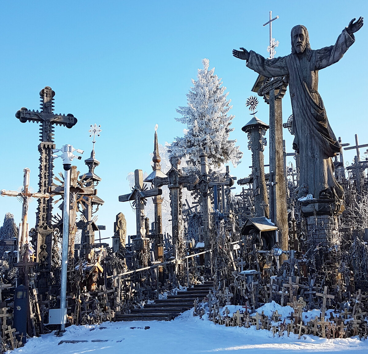  Гора крестов Литва