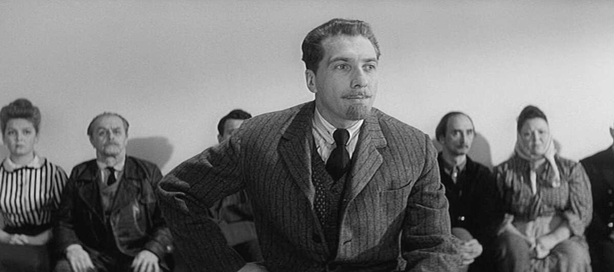 Кадр из кинофильма "Республика ШКИД", 1966 г., режиссер Геннадий Полока, сценаристы Григорий Белых, Леонид Пантелеев, композитор Сергей Слонимский (скриншот для иллюстрации)