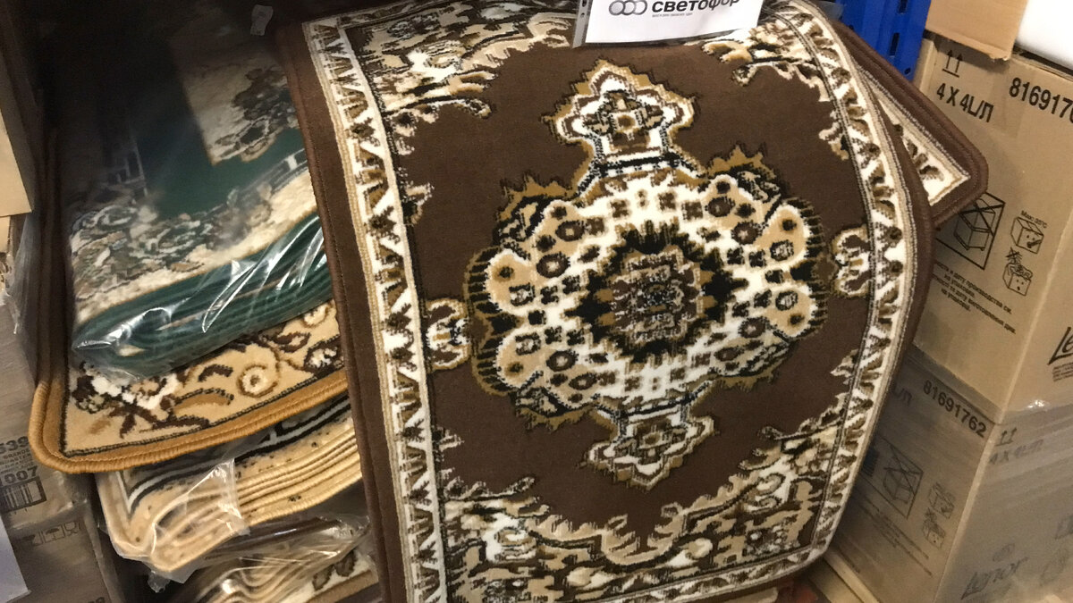 Новинки в магазине Светофор март 2022. Merci