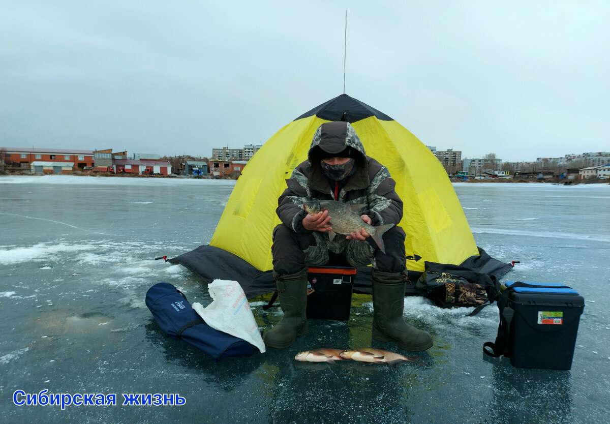 Автор с уловом