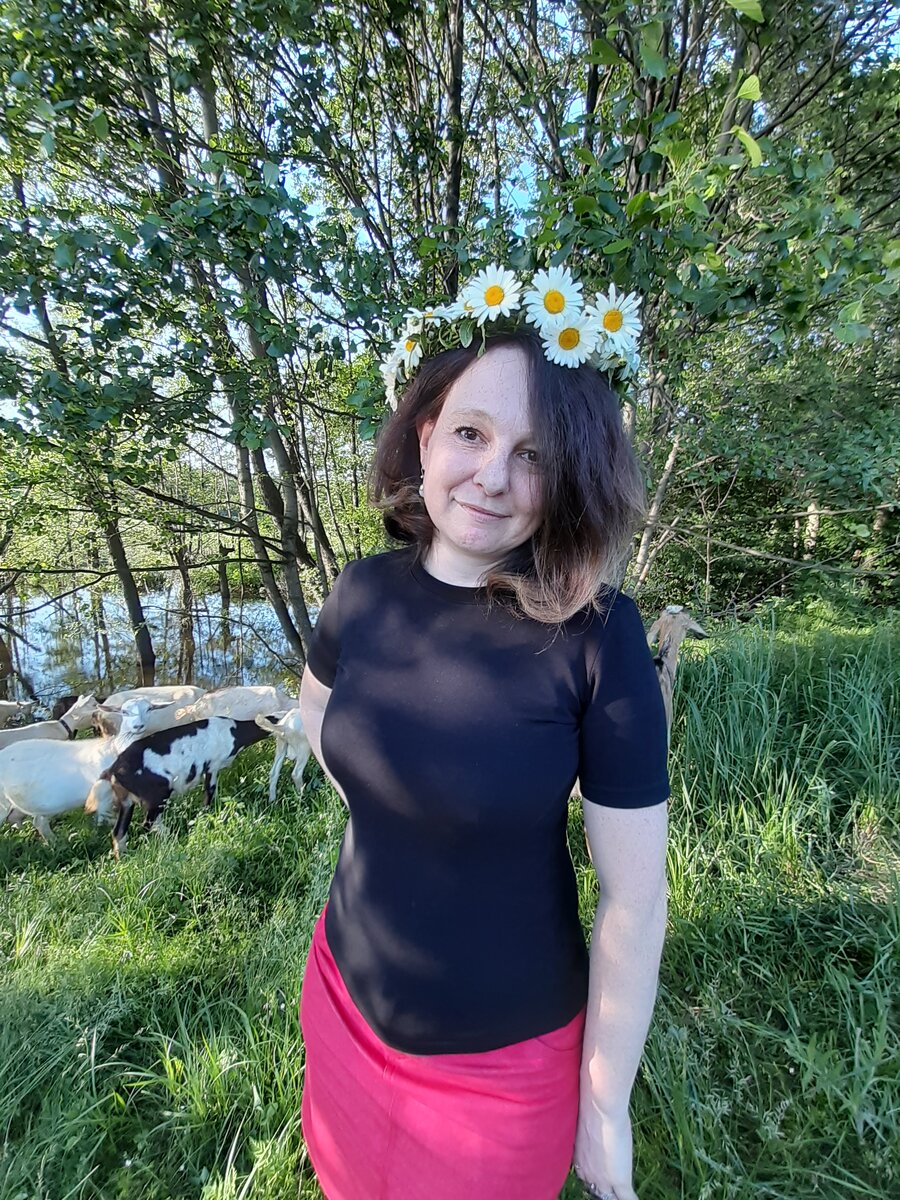 Эта футболка сшита по бесплатной выкройки от Грассер. (ссылка будет внизу статьи.)