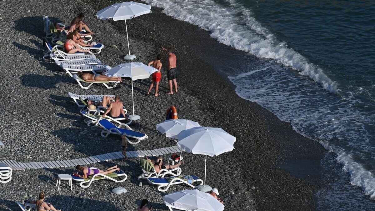    В Сочи открыт первый свободный от Covid-19 пляж© РИА Новости / Артур Лебедев