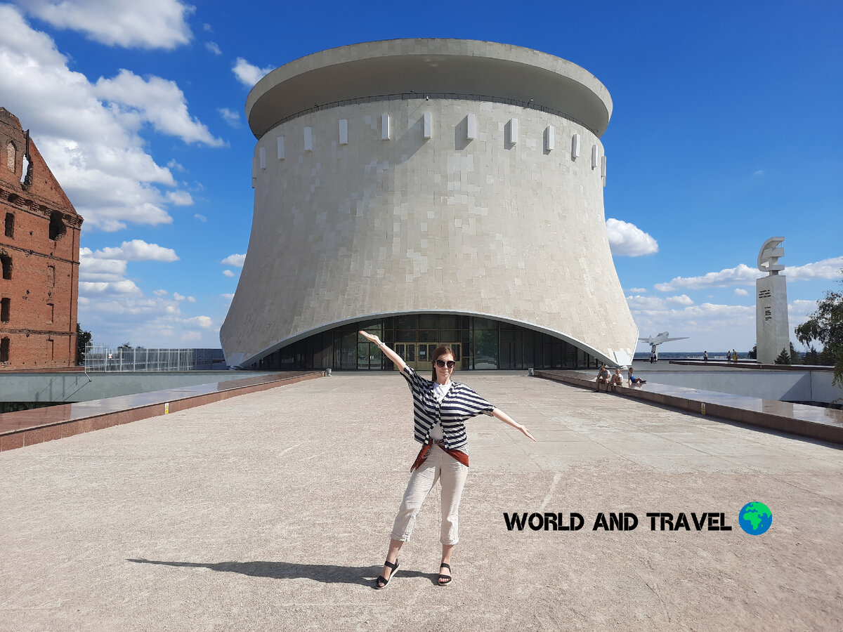 Фото из личного архива: Я у музея-панорамы "Сталинградская битва" (2020 год)