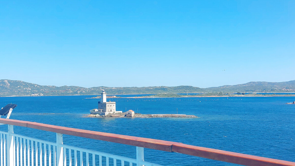 Ох, уж эти нерастропные итальянцы! Живут по законам королевства, которого уже нет давно. Действующие указы о налоге на снег, работорговле