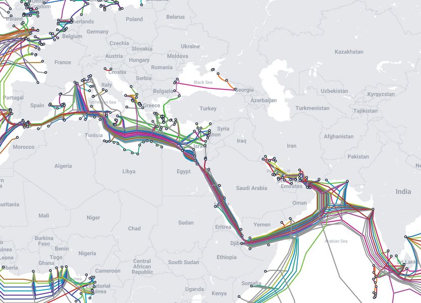 Telegeography📷Расположение кабелей в районе Египта