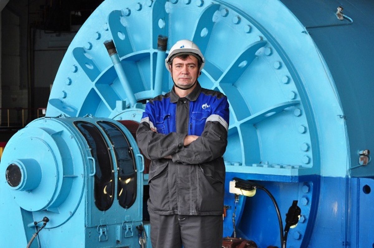    Андрей Комков прошел путь от слесаря до начальника смены котлотурбинного цеха Псковской ГРЭС