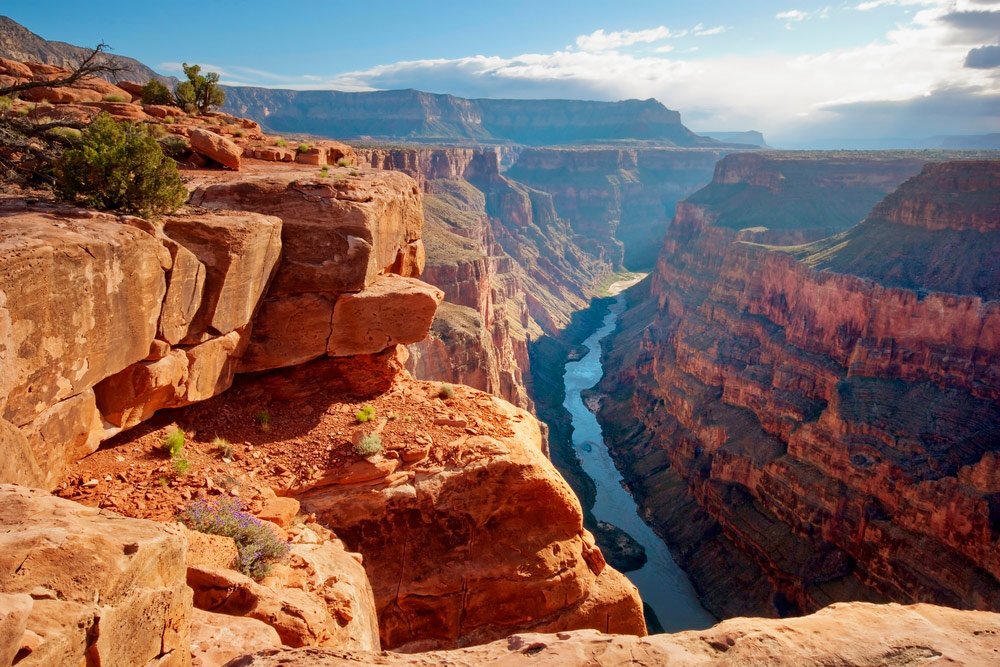 Toroweap Point на рассвете, Национальный парк Гранд-Каньон. sumikophoto / shutterstock.com