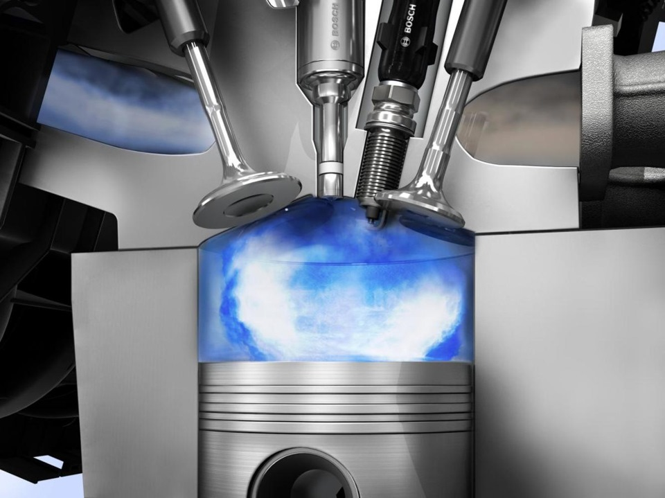 форсунка прямого впрыска для двигателя r190. прямой впрыск. система с непосредственным впрыском топлива в бензиновых двигателях. система впрыска двс. система непосредственного впрыска топлива.