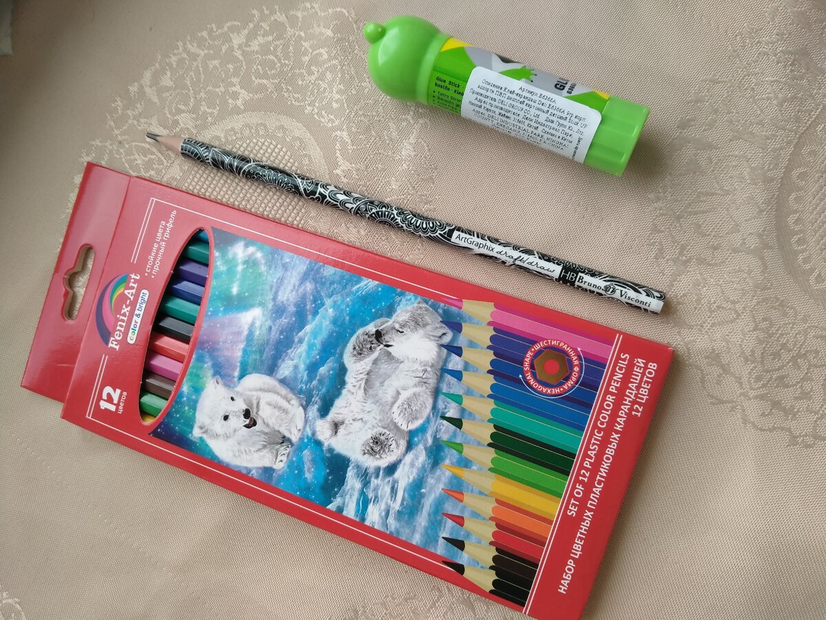 А простой карандашик - мне!